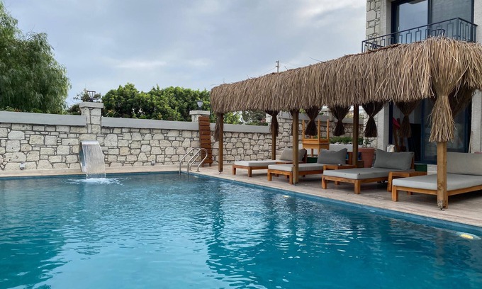 Tokoglu Hotel | Lotus Port