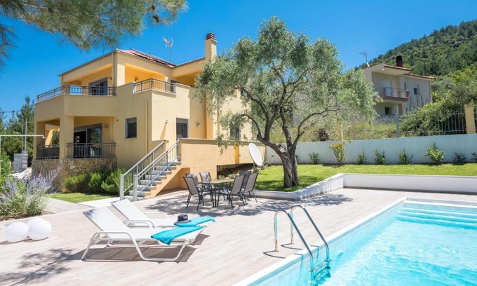 Skala Rachoniou Villa | Louloudis Pool Villa