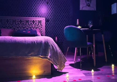 Chateau-Landon Apartment | Love Room L' Orientale/Jacuzzi/Sauna