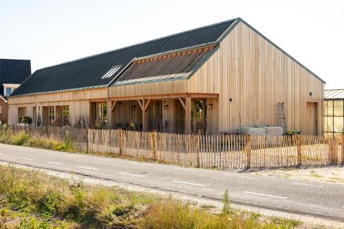 Loon House | Lovelee Dune Suites