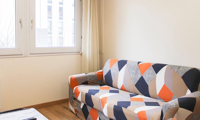 Pantin Apartment | Lovely 1-bedroom apartment near park