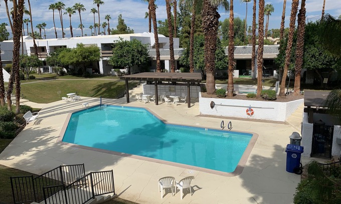 Palm Springs Condo | Lovely 1-bedroom Condo with Balcony - Mountain & Pool View -Golf, Shop, Play