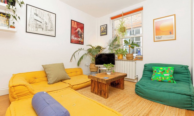 Stoke Newington Apartment | Lovely 1BR Flat in Clapton, 5mins Overground St.