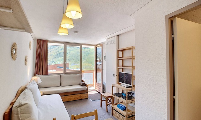 Reberty Apartment | Lovely 2-room 25m² ski-in/ski-out, south-facing balcony, 4 guests