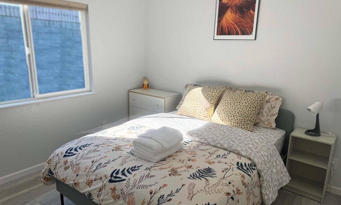 Union City Apartment | Lovely 3-bedroom apartment with AC and WiFi in Union City