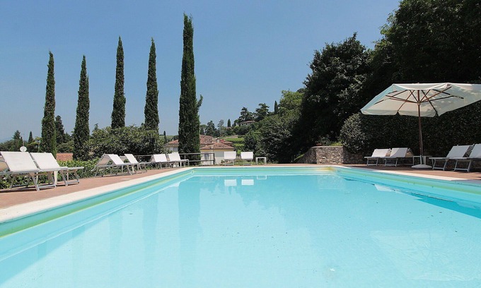 Colognola ai Colli Apartment | Lovely apartment for 5 people with pool, WIFI, A/C and TV, close to Verona