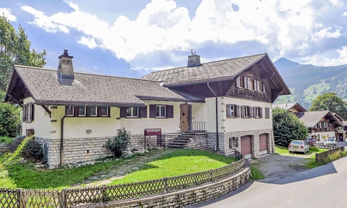 Grindelwald Apartment | Lovely apartment for 4 guests with WIFI, TV and terrace