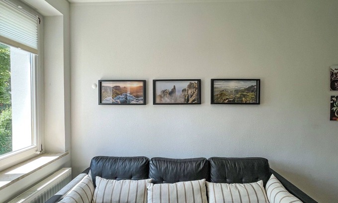 Pirna Apartment | Lovely apartment for 4 guests with WIFI, TV and balcony