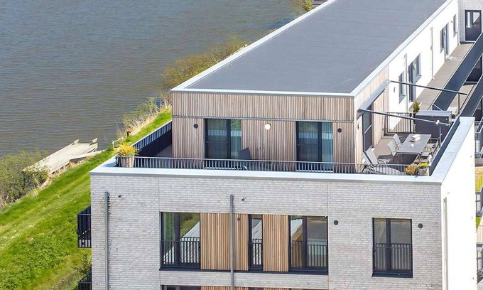 Nordstrand Apartment | Lovely apartment for 4 guests with WIFI, TV, balcony and pets allowed