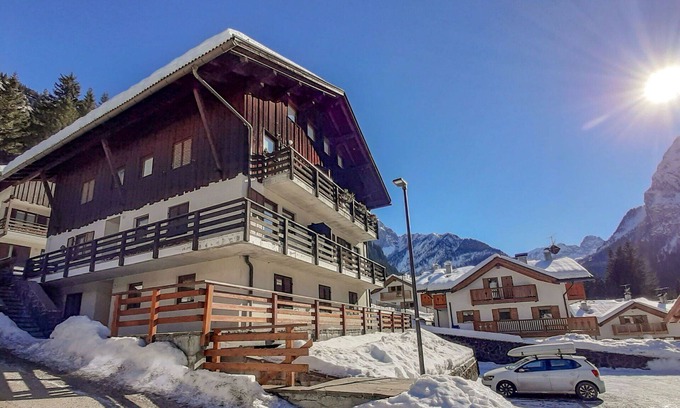 Alba Apartment | Lovely apartment for 4 guests with TV and pets allowed