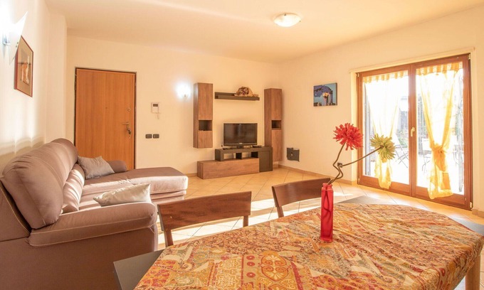 Formia Apartment | Lovely apartment for 6 people with A/C, WIFI, TV, terrace, pets allowed and parking