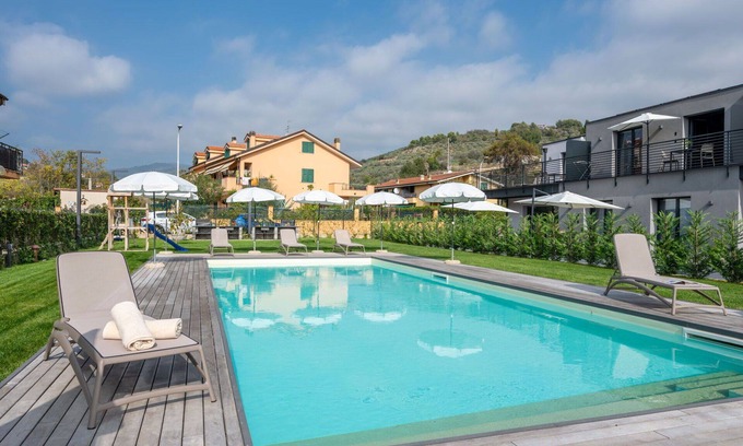 Caramagna Ligure Apartment | Lovely apartment for 6 guests with A/C, WIFI, pool, TV, terrace and pets allowed