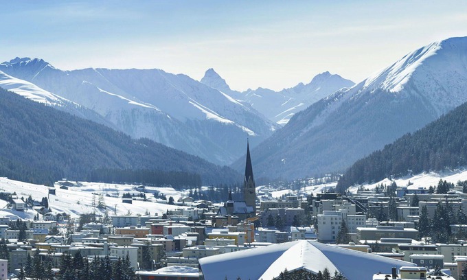 Davos-Dorf Apartment | Lovely apartment for 6 people with WIFI, TV, patio, panoramic view and parking