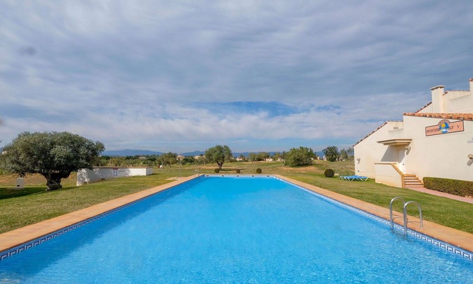 San Jorge Apartment | Lovely apartment for 4 guests with WIFI, A/C, pool, TV and balcony