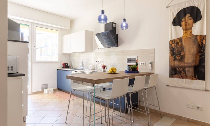 Isolotto Apartment | Lovely apartment for 7 people with A/C, WIFI, TV, balcony and panoramic view