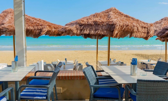 Peschici Apartment | Lovely apartment for 5 guests with A/C, TV, terrace and parking