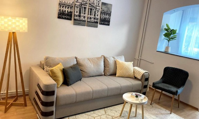 Cluj-Napoca Apartment | Lovely apartment in a quiet area