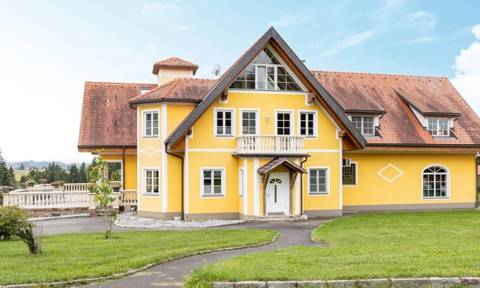 Rassach Apartment | Lovely apartment in Stainz with WiFi