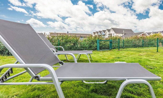 Dagebuell House | Lovely apartment in villa for 5 people with WIFI, TV, terrace and parking