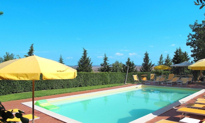 Lajatico Villa | Lovely apartment in villa for 4 guests with pool, WIFI, TV and patio