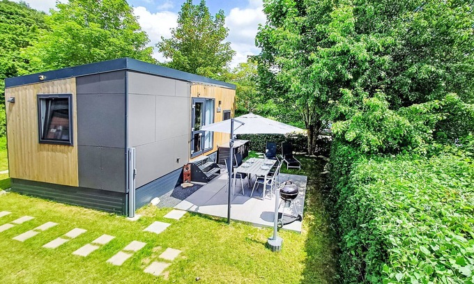 Wemding House | Lovely apartment in villa for 4 people with A/C, WIFI, TV and terrace