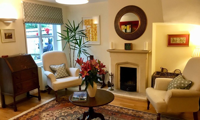 Clanfield House | Lovely Cottage