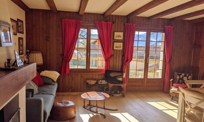 Chateau-d'Oex Apartment | Lovely flat 20 min from Gstaad