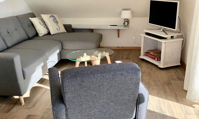 Bad St. Peter-Ording Apartment | Lovely furnished holiday apartment in central, peaceful location near beach