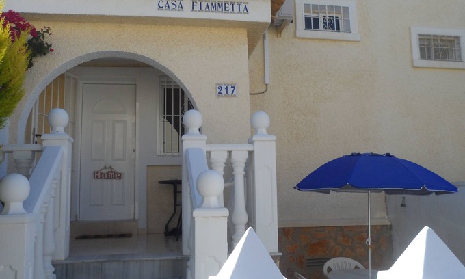 Puerto Marino House | Lovely Gran Alacant 3 storey south facing town house near Carabassi beach