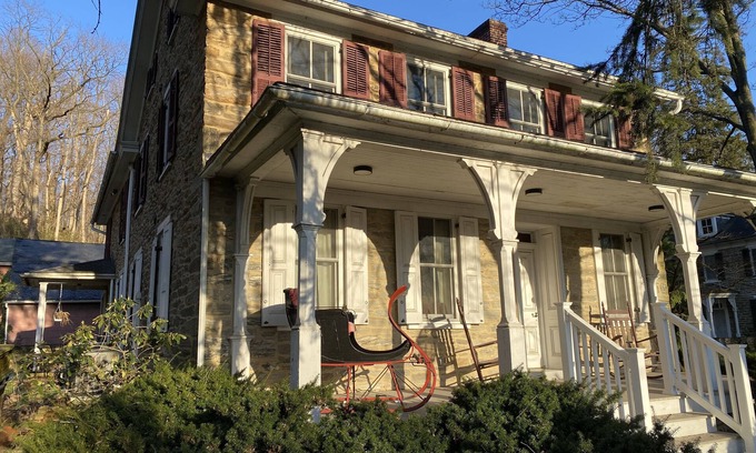 Strasburg House | Lovely Historic Home in Strasburg with 5 Bedrooms & Huge 3rd Floor Suite