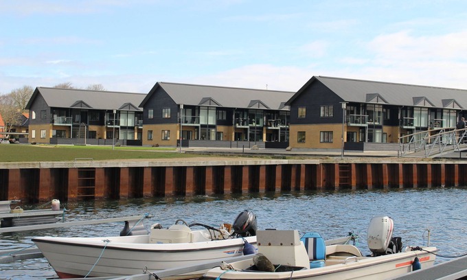 Nykobing Mors House | Lovely holiday flat with view of the harbour, town and Sallingsund Bridge.