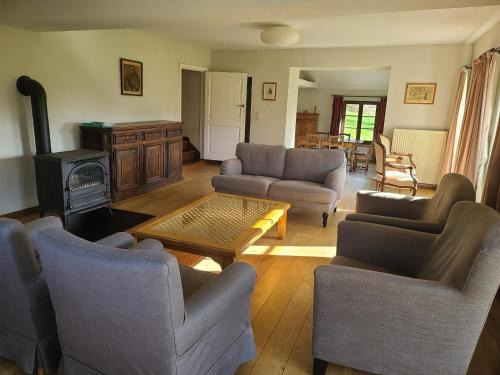 Orval House | Lovely holiday home in Orval with garden, cleaning included