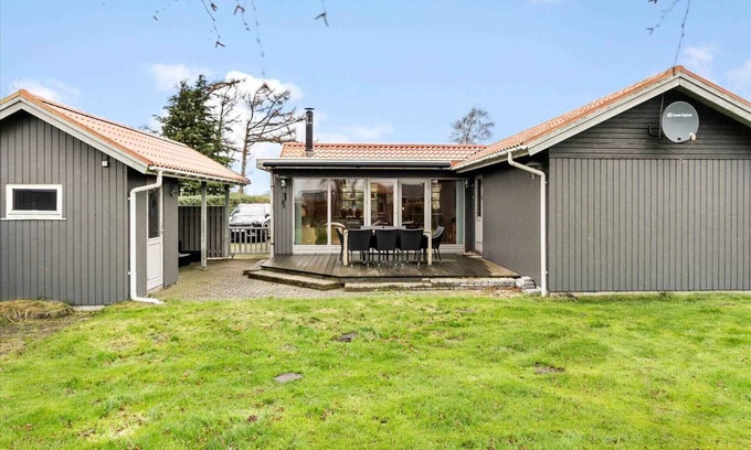 Tørresø House | Lovely holiday home on the beach at Tørresø