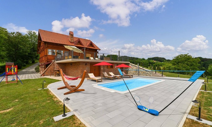 Veliko Trgovisce House | Lovely home in Veliko Trgovisce