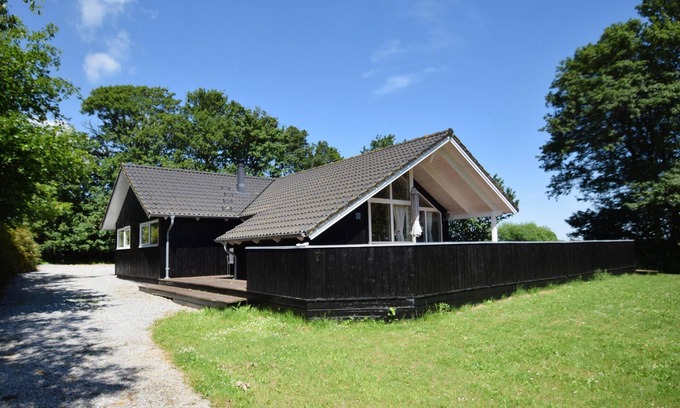 Ristinge House | Lovely home in Humble with WiFi