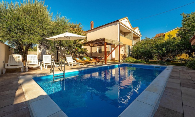 Vrsi House | Lovely home in Vrsi with WiFi
