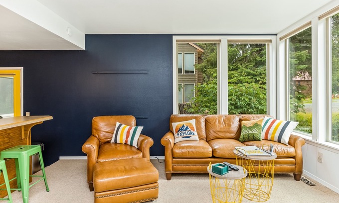 Alyeska House | Lovely home with fireplace & full kitchen - steps from the slopes