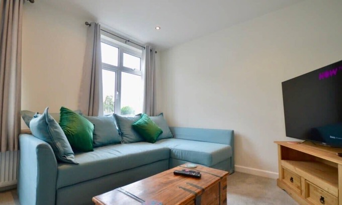Filton Apartment | Lovely Modern 1 Bedroom Flat