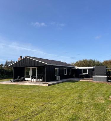 Sondervig House | Lovely Newly Renovated Holiday House - 1005