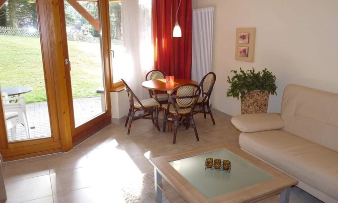 Titisee-Neustadt Apartment | Lovely, quiet 4-star apartment for two - close to village and lake - Wi-Fi