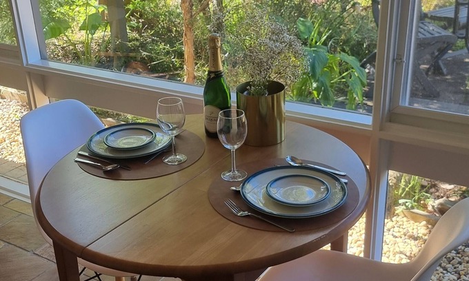 Heathcote Apartment | Lovely Retreat, Private apartment in home.