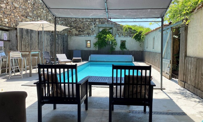 Cholet Bed & Breakfast | Lovely room with private pool for you all evening at night in the countryside