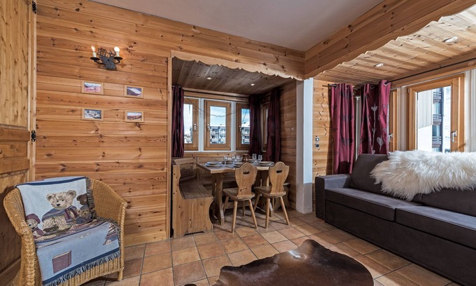 Val Claret Apartment | LOVELY STUDIO CABINE SKI IN and SKI OUT IN VALCLARET