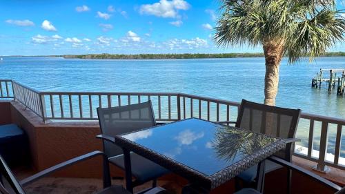 Fort Myers Beach Apartment | Lovers Key Resort Suite 1 - Watch Dolphins Play