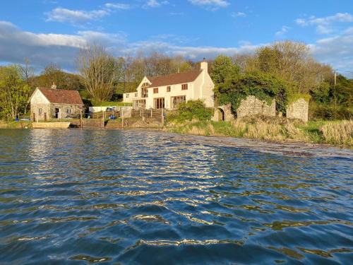 Westleigh House | Lower Netherdowns