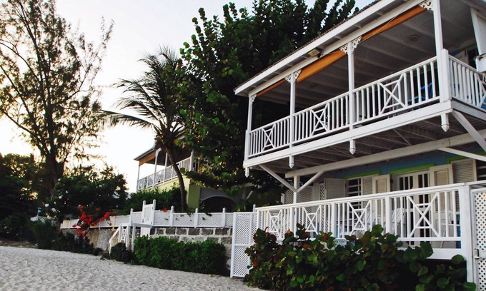 Hastings Apartment | Lower Swanage - 1 bedroom on the Beach.