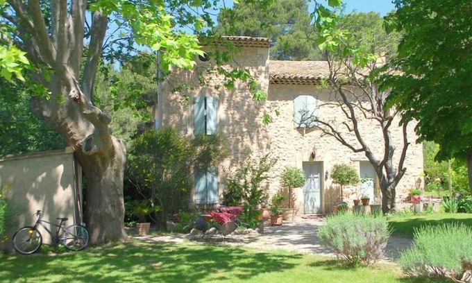 Cheval-Blanc House | luberon Pretty stone bastide 8/15pers