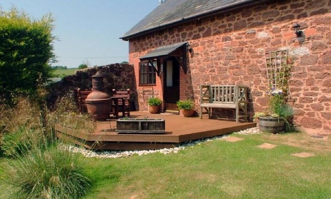 Exminster House | Luccombe Barn - Two Bedroom House, Sleeps 5