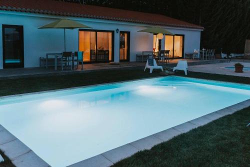 Peso Apartment | Lugar Nas Estrelas Starlight Swimming Pool