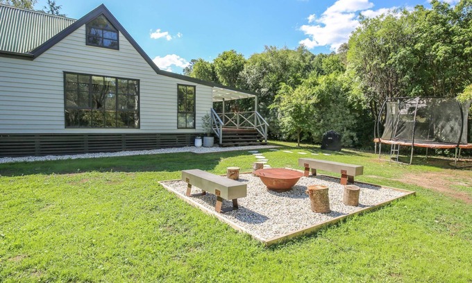Bright House | LUMLEY ABODE : Bright